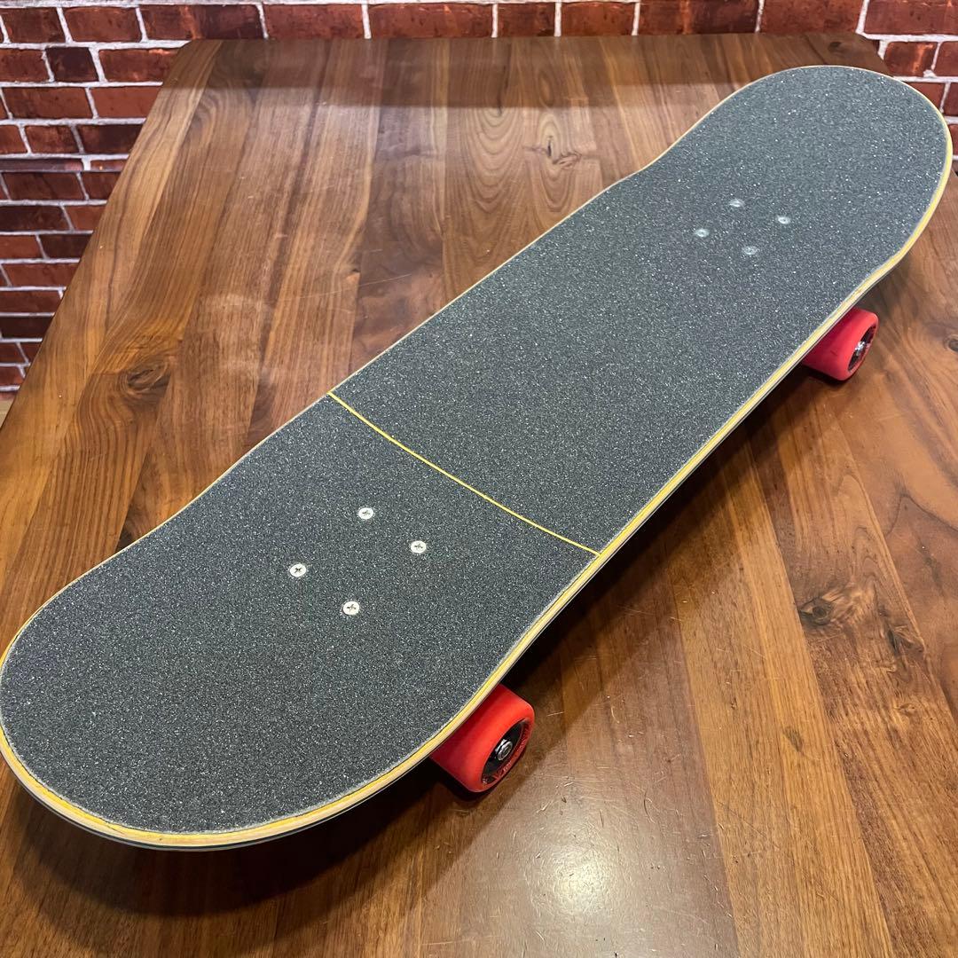 ベイカー　BAKER スケボー　コンプリート　スケートボード　ボーンズ　極美品