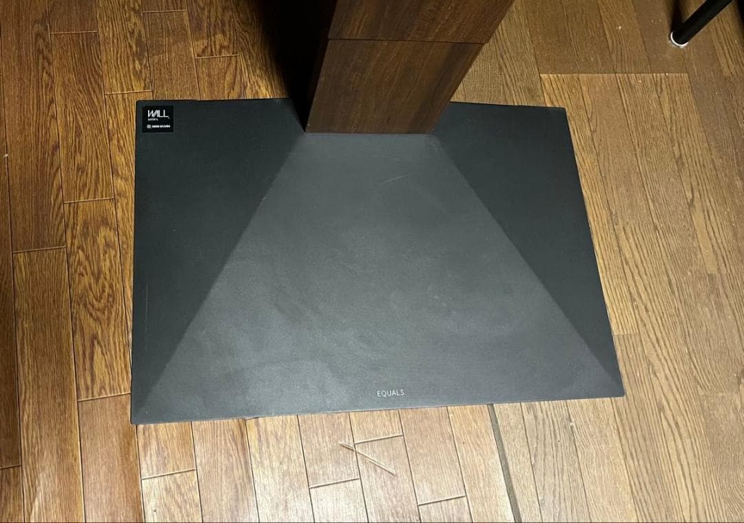 SONY BRAVIA KJ-75X8000H＋EQUALS WALL スタンド