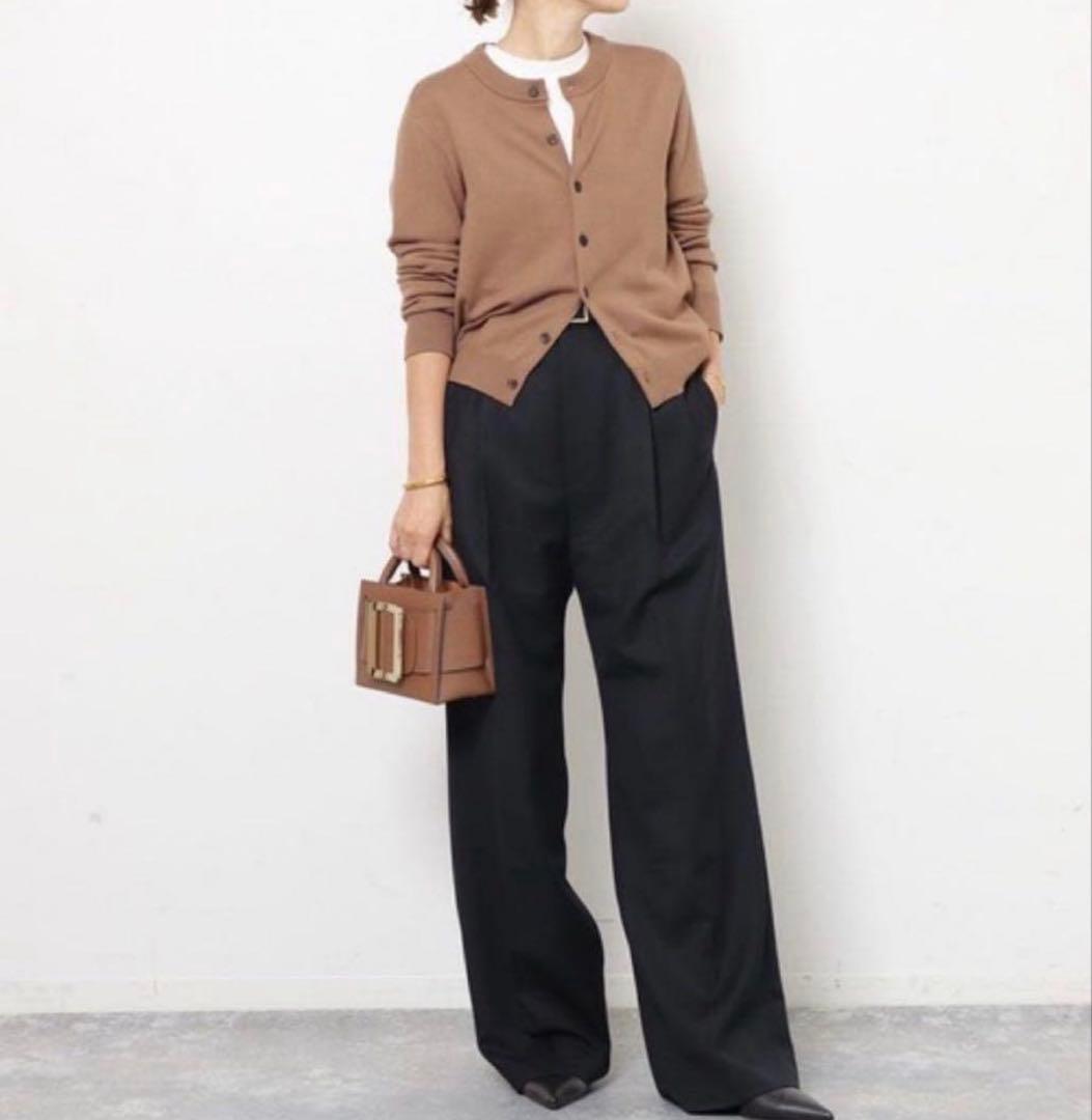 ドゥーズィエムクラス　2023AW WISHクルーネックカーディガン　キャメル