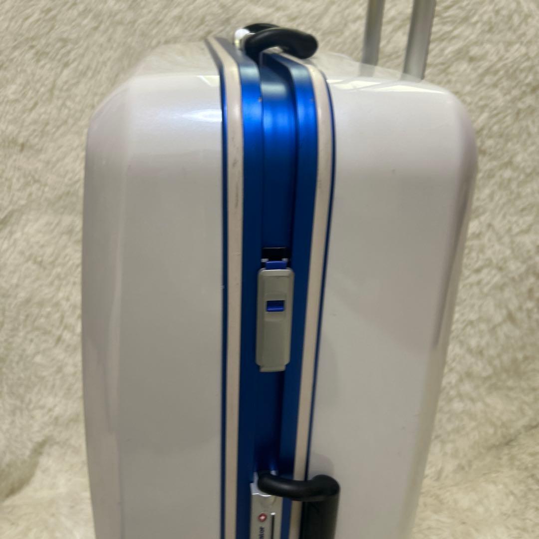【美品】innovator イノベーター　スーツケース　ホワイト　4輪
