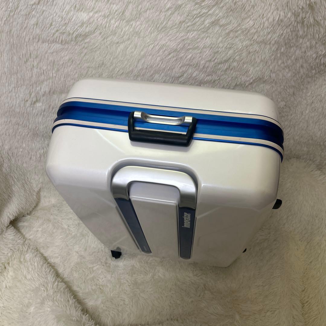 【美品】innovator イノベーター　スーツケース　ホワイト　4輪