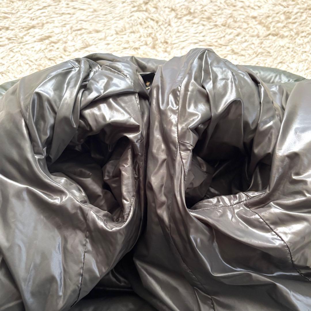 大きいサイズ　美品 　TATRAS 　KRAZ クラッツダウンジャケット　LL