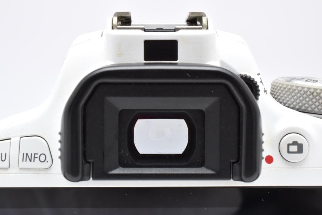 ■ 美品 ■ キャノン　Canon Kiss X7 ダブルレンズキット