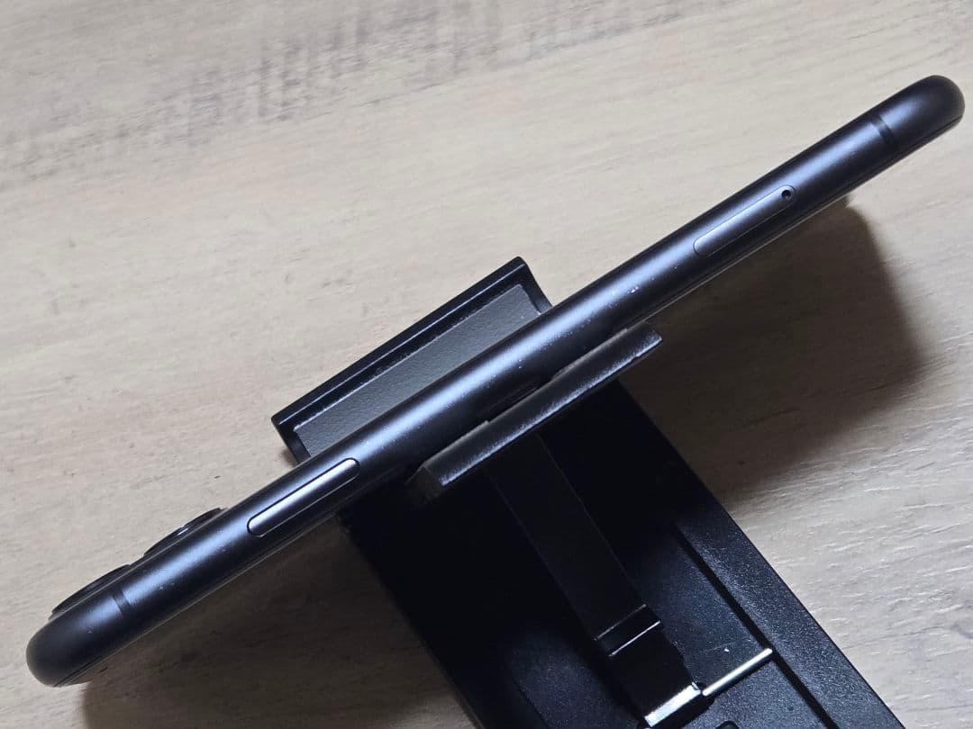 【中古】 iPhone 11 本体 ブラック 64GB SIMフリー