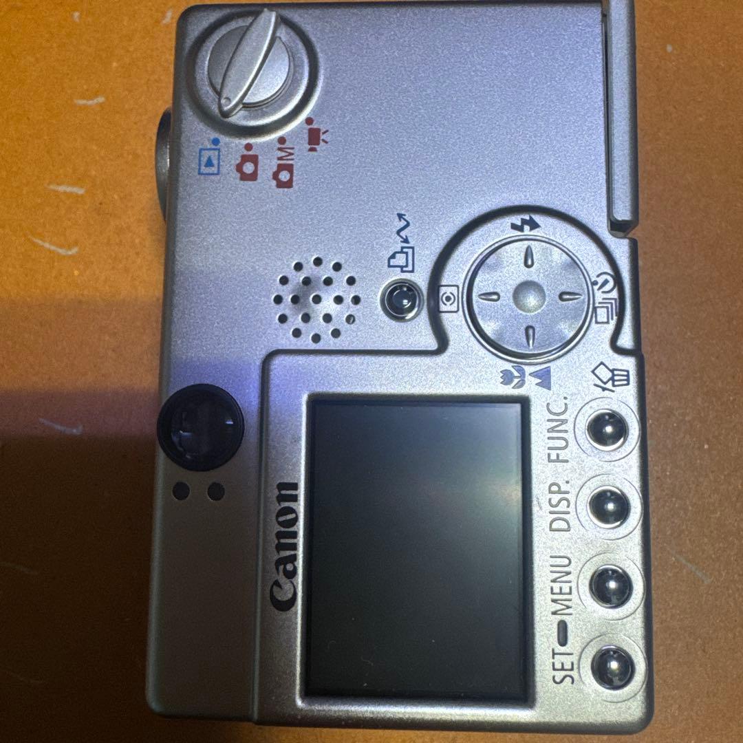 Canon IXY DIGITAL 3.2メガピクセル ブルーのケース付き