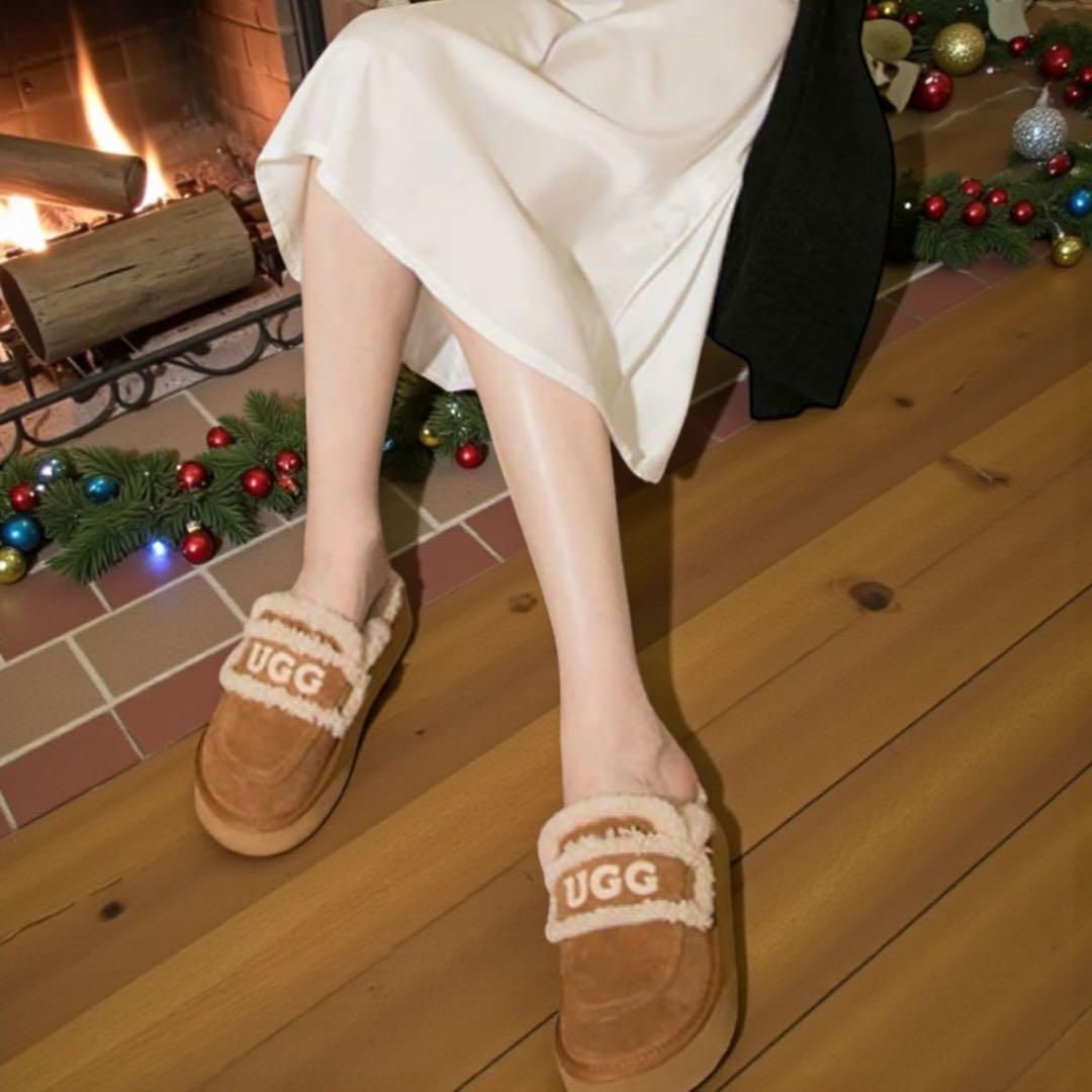 新品未使用✨️UGG アグ 厚底 ファーサンダル もこもこ スリッパ 23cm