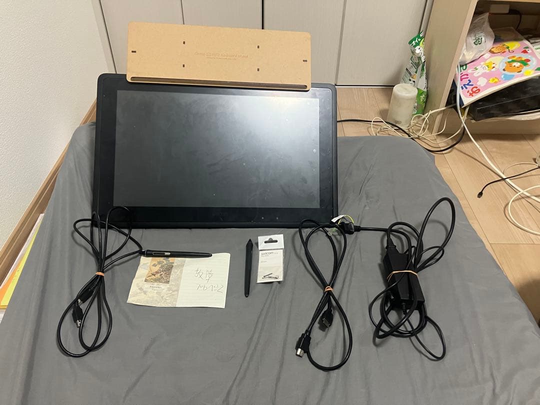 Wacom Cintiq22 ProPen2 ケーブル　特注スタンド類　中古