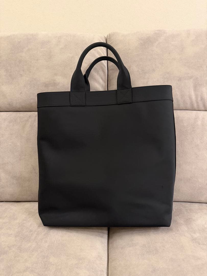 BURBERRY ブラック トートバッグ