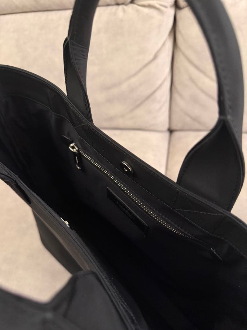 BURBERRY ブラック トートバッグ