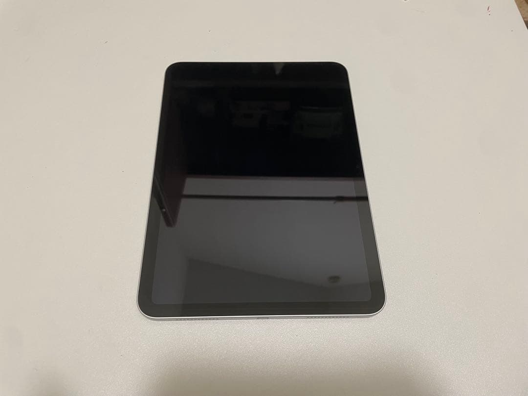 iPad 第10世代 シルバー