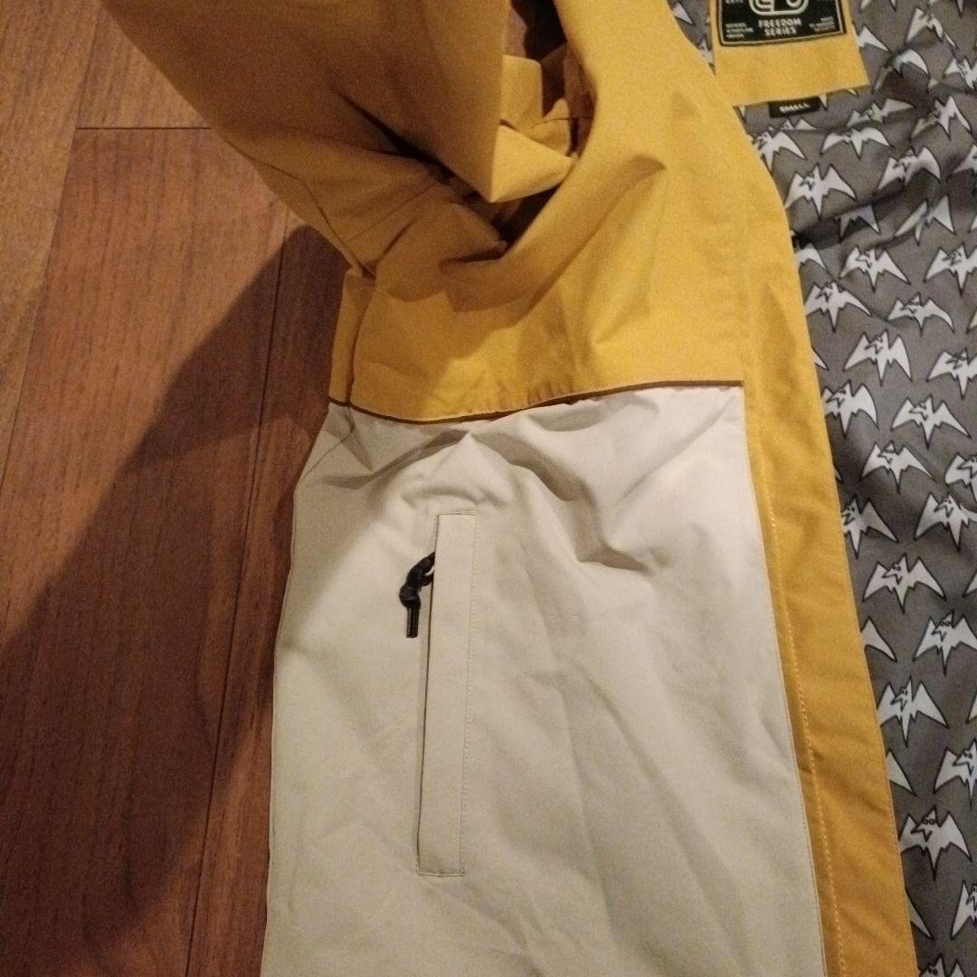 AIRBLASTER 2021-22 REVERT JAKET S 入手困難