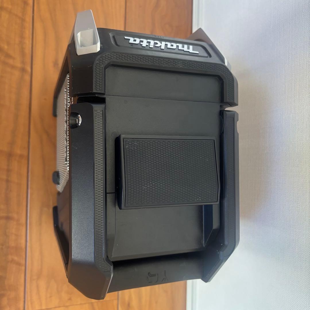 マキタ makita コードレスラジオ 現場ラジオ