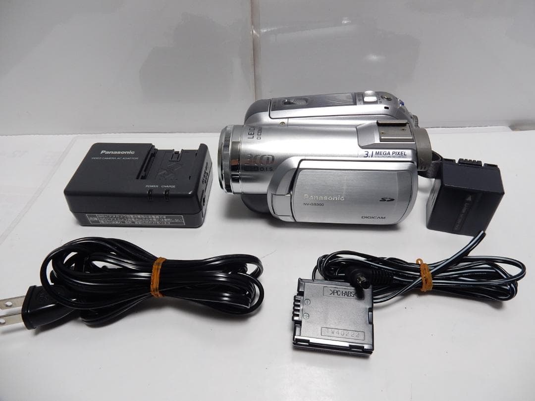 美品　大人気　動作品　Mini DV　パナソニックビデオカメラ　NV-GS300