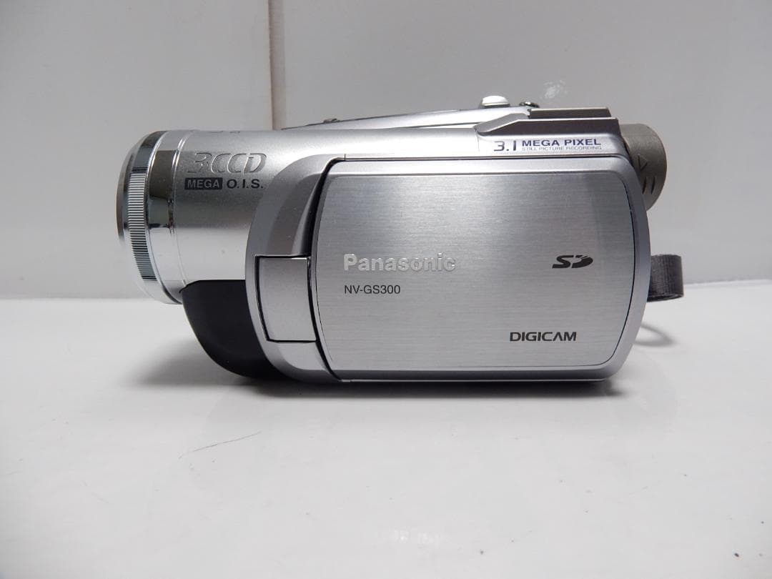 美品　大人気　動作品　Mini DV　パナソニックビデオカメラ　NV-GS300