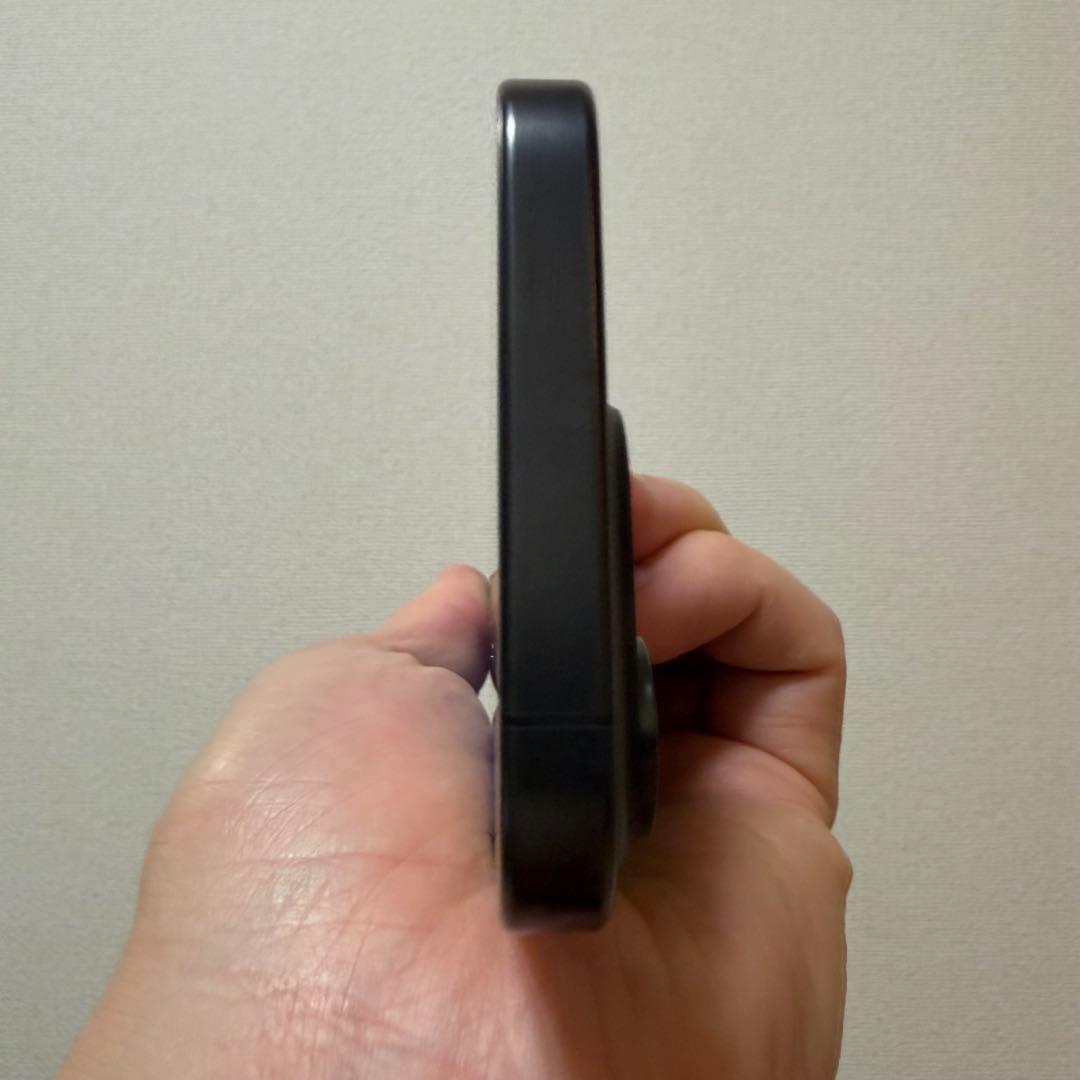 iPhone 15 Pro 256GB ブラックチタニウム　Simフリー