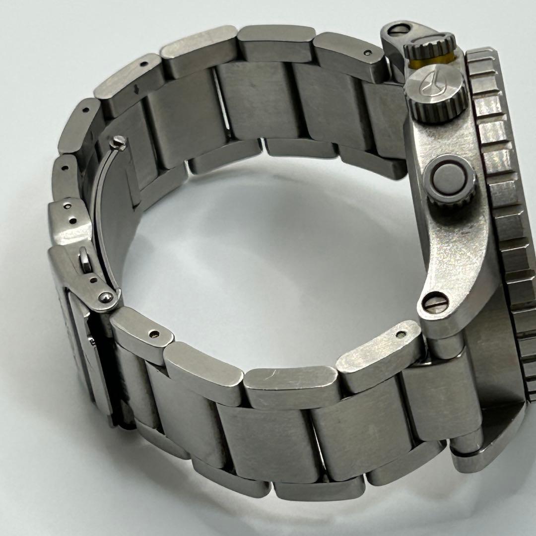 NIXON 48-20ニクソン　クロノグラフ 200M防水