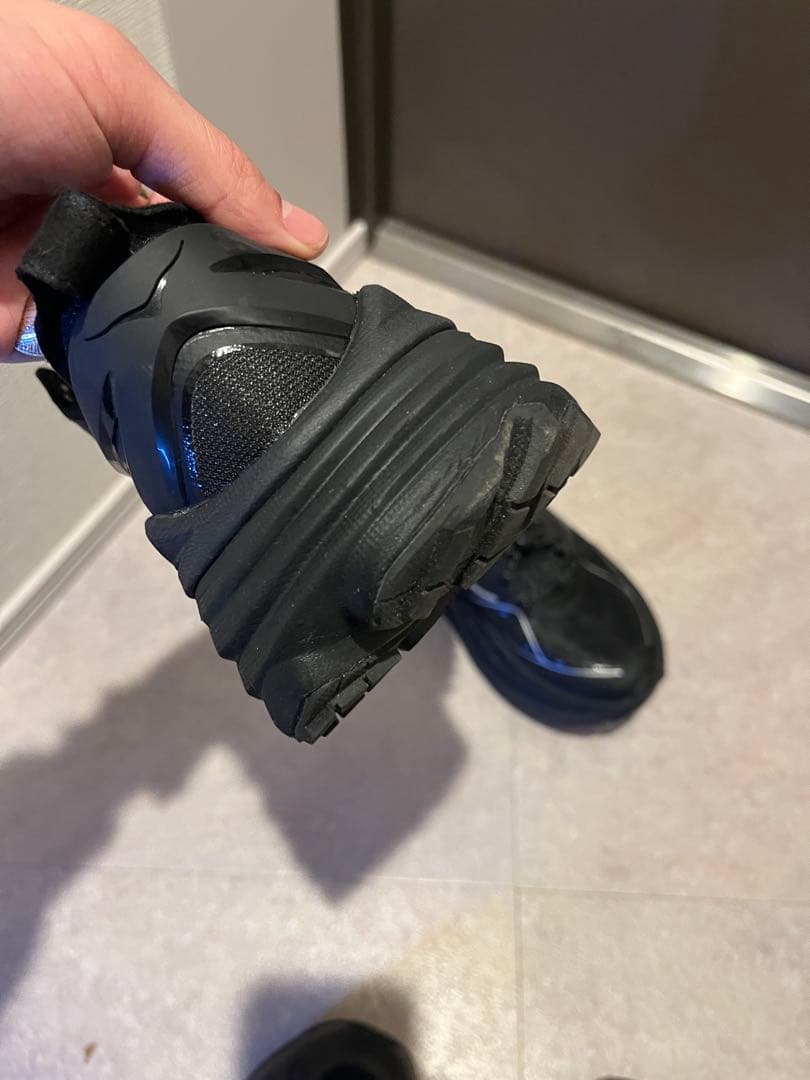 靴 HOKA STINSON ONE7