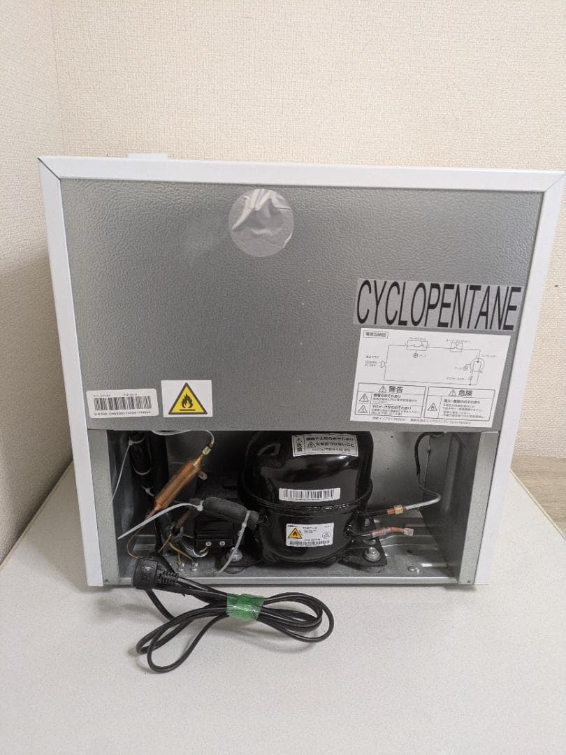 【美品】アイリスオーヤマ 1ドア ノンフロン冷蔵庫 IRSD-5A-W