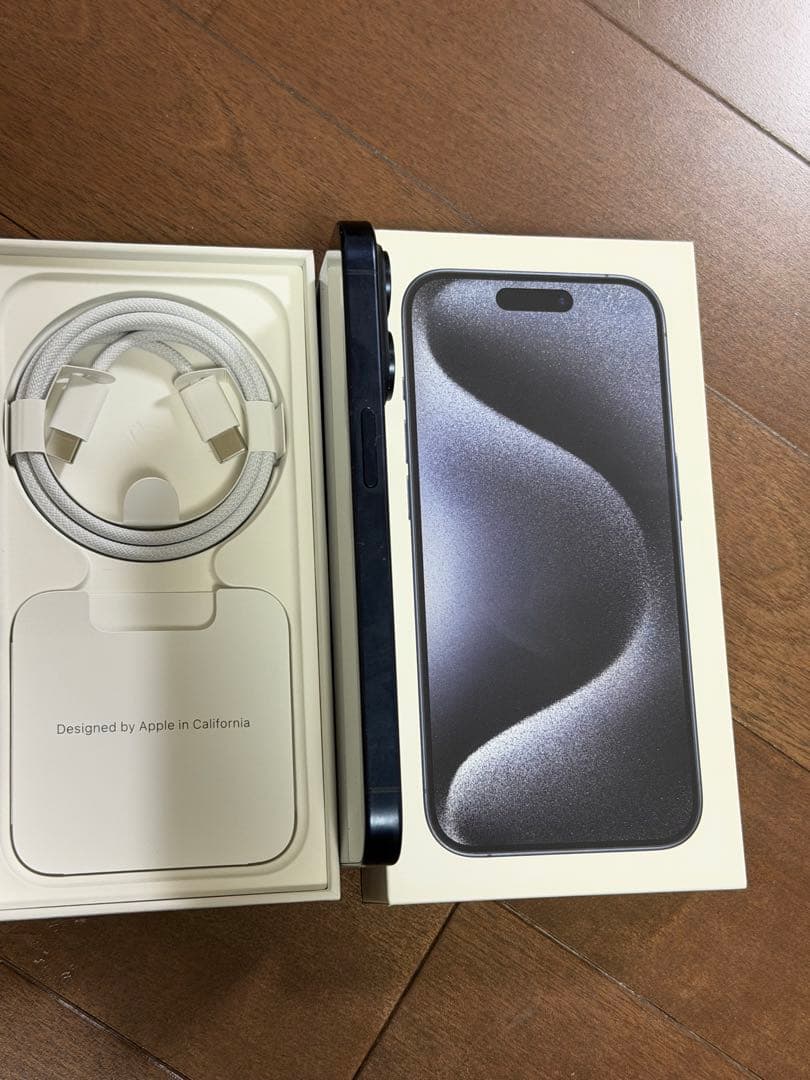 iPhone 15 Pro ブルーチタニウム 本体