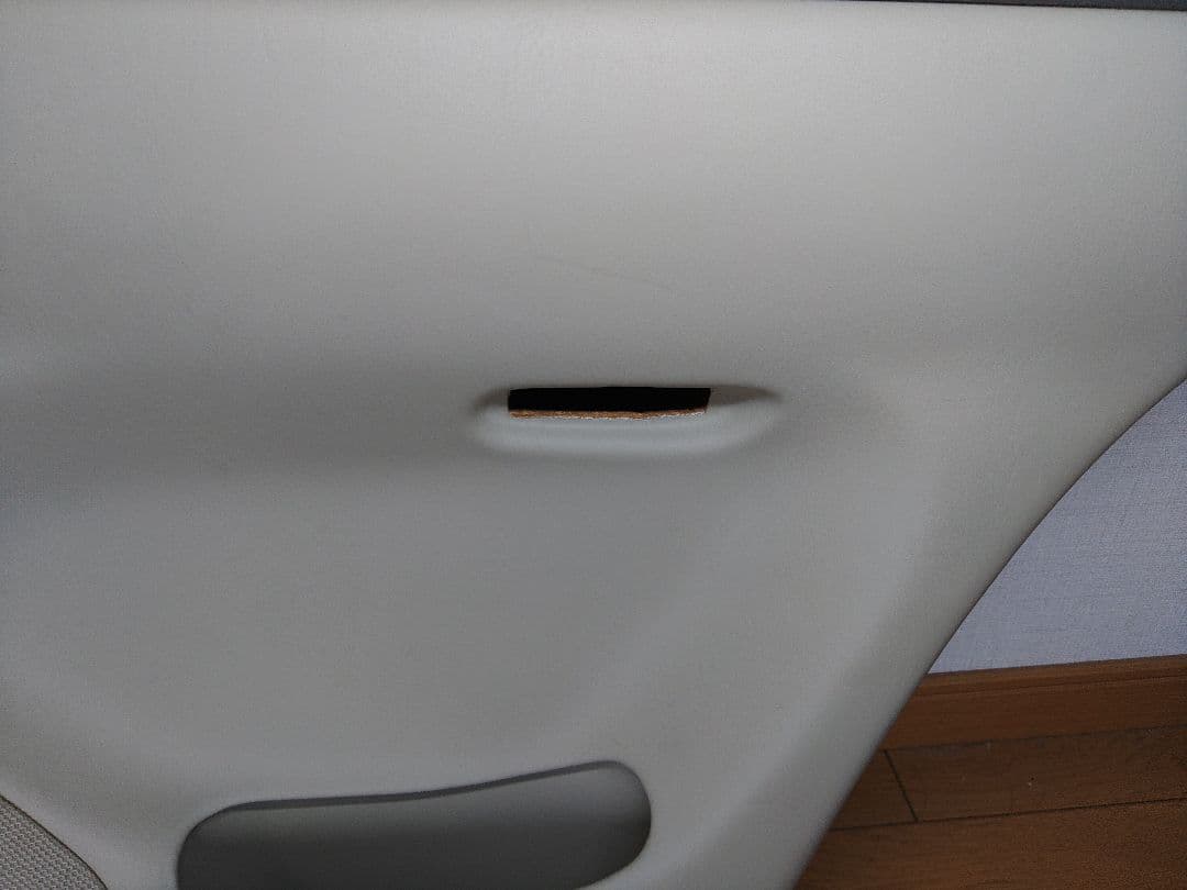 ランドクルーザー100中期型ドアトリムパネル4枚セット　ランクル100