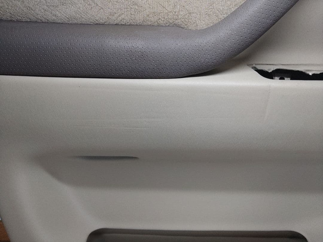 ランドクルーザー100中期型ドアトリムパネル4枚セット　ランクル100