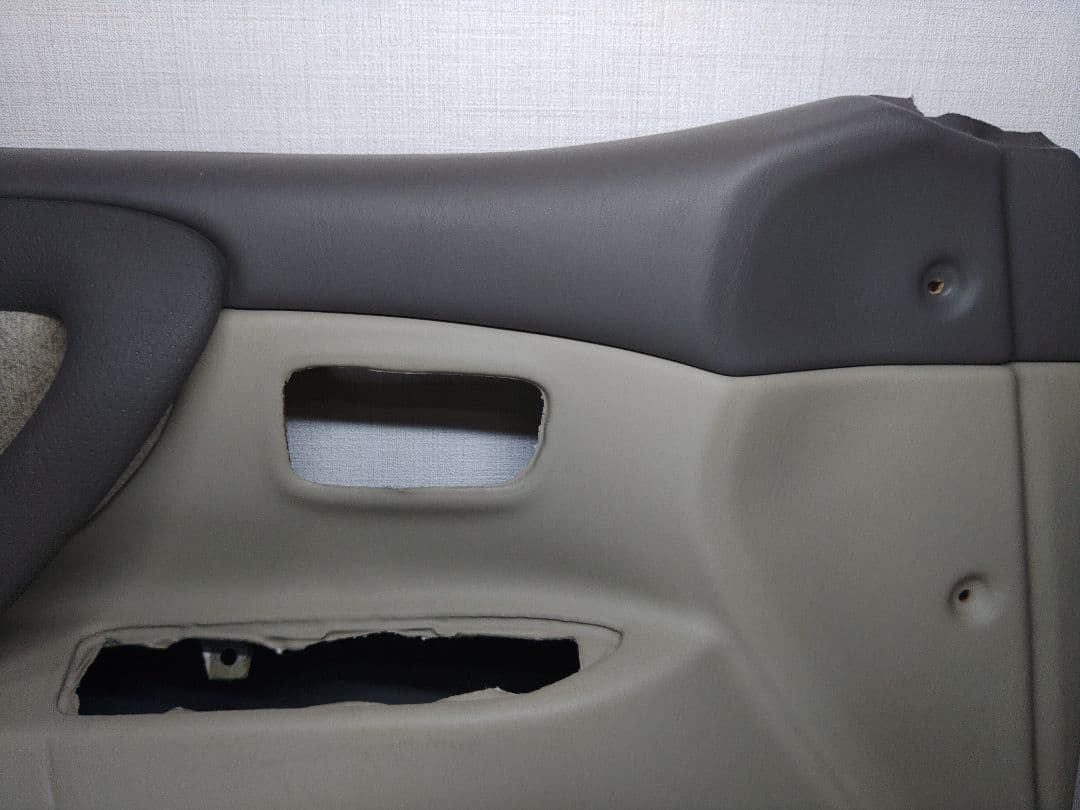 ランドクルーザー100中期型ドアトリムパネル4枚セット　ランクル100