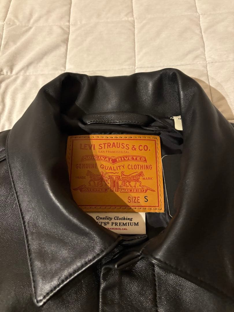 あ*み様 Levi's black premium レザージャケット　Sサイズ