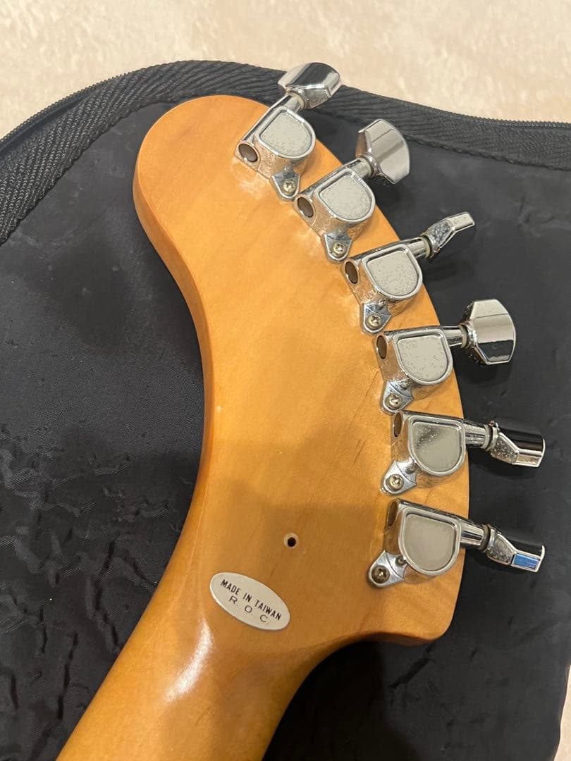 フェルナンデス　zo-3 トラ目ネック　FERNANDES