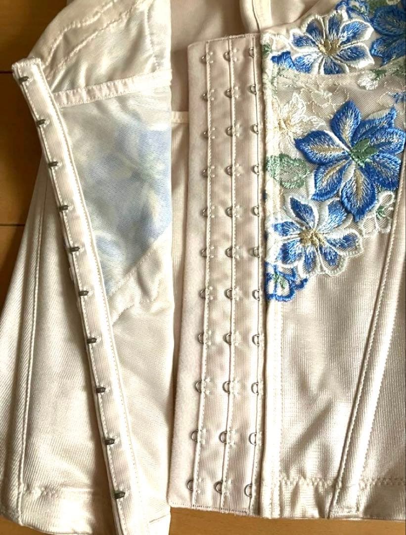 AMOSTYLEミニスリップキューピッドチョコ ブラウン花柄レースキャミソール