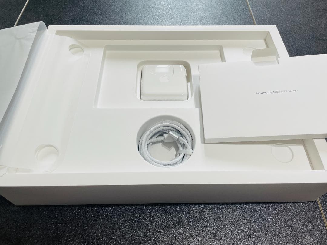 M5 MacBook Pro 14インチ 24GB/1TB