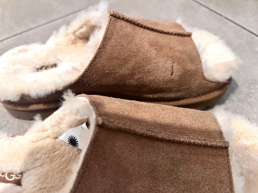 UGG スリッパ 【まるちゃん専用】