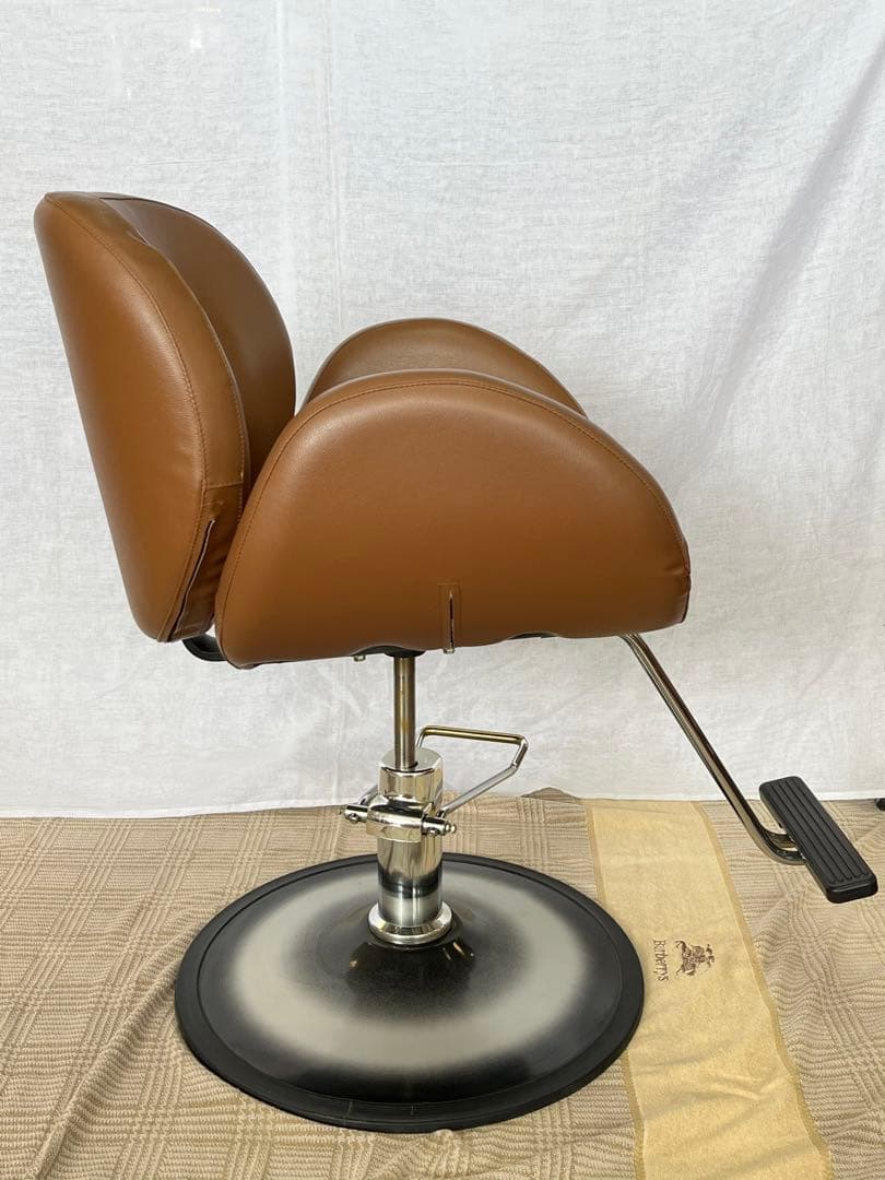 【アンティーク】美容院 理容室 スタイリングチェア 油圧式 バーバーチェア