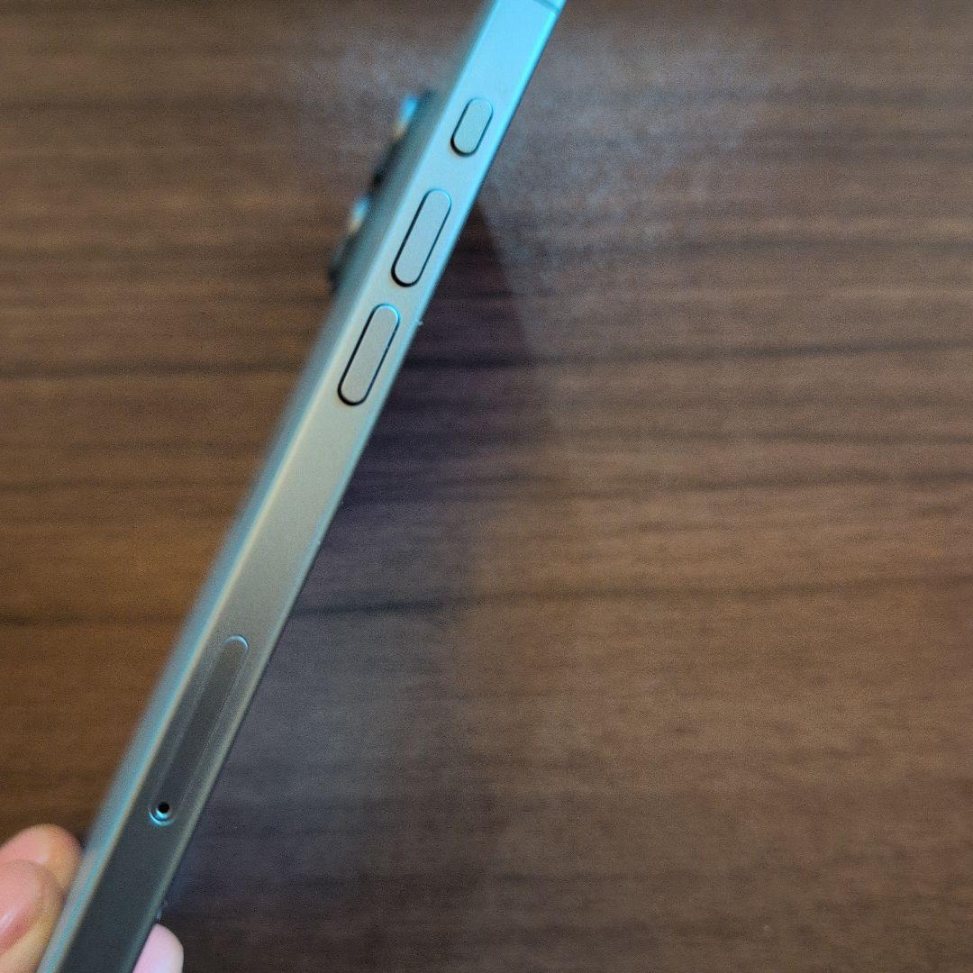 iPhone 16 ティール 128GB SIMフリー【バッテリー96%】