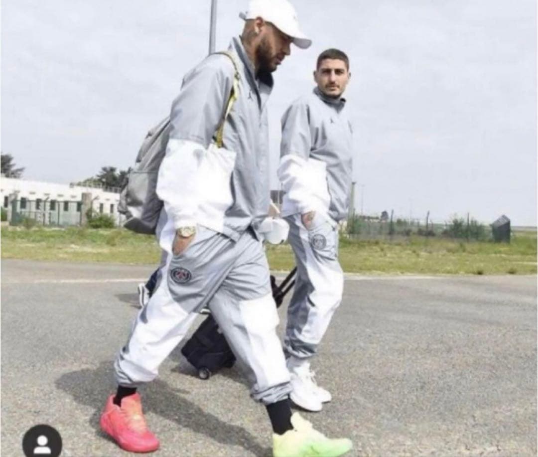 CROWN専用パリサンジェルマンとNIKEジョーダンコラボ