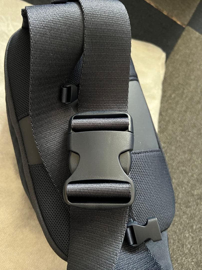 POMULU ポムル 新型 ヒップシート ショルダーバッグ 2WAY 抱っこ紐