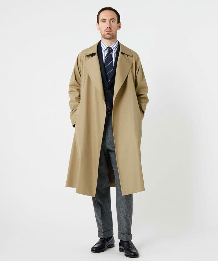 い*ん様 ブリティッシュメイド　ベージュ タイロッケンコート Mサイズ