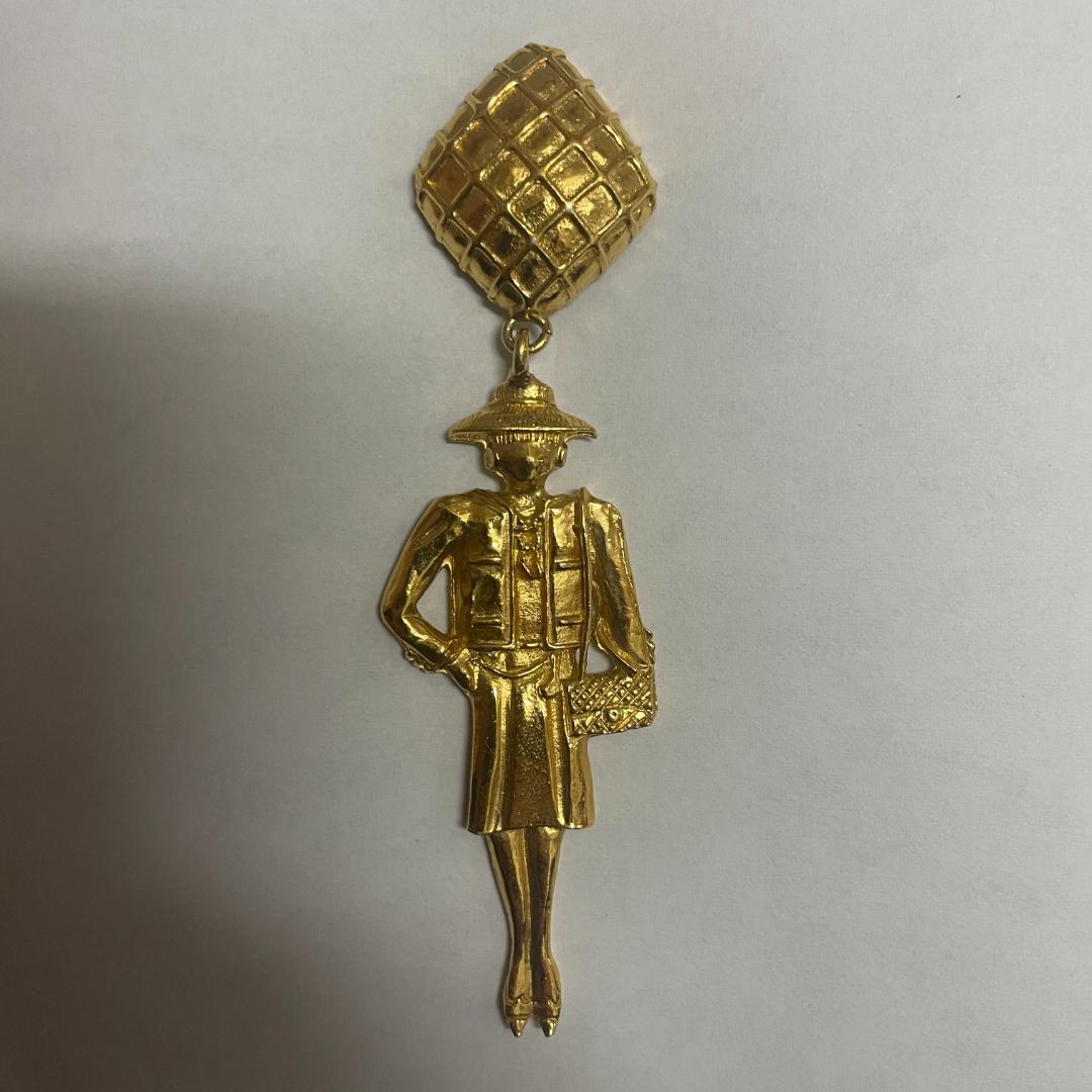 ヴィンテージ　シャネル　マドモアゼル イヤリング　リメイクブローチピン