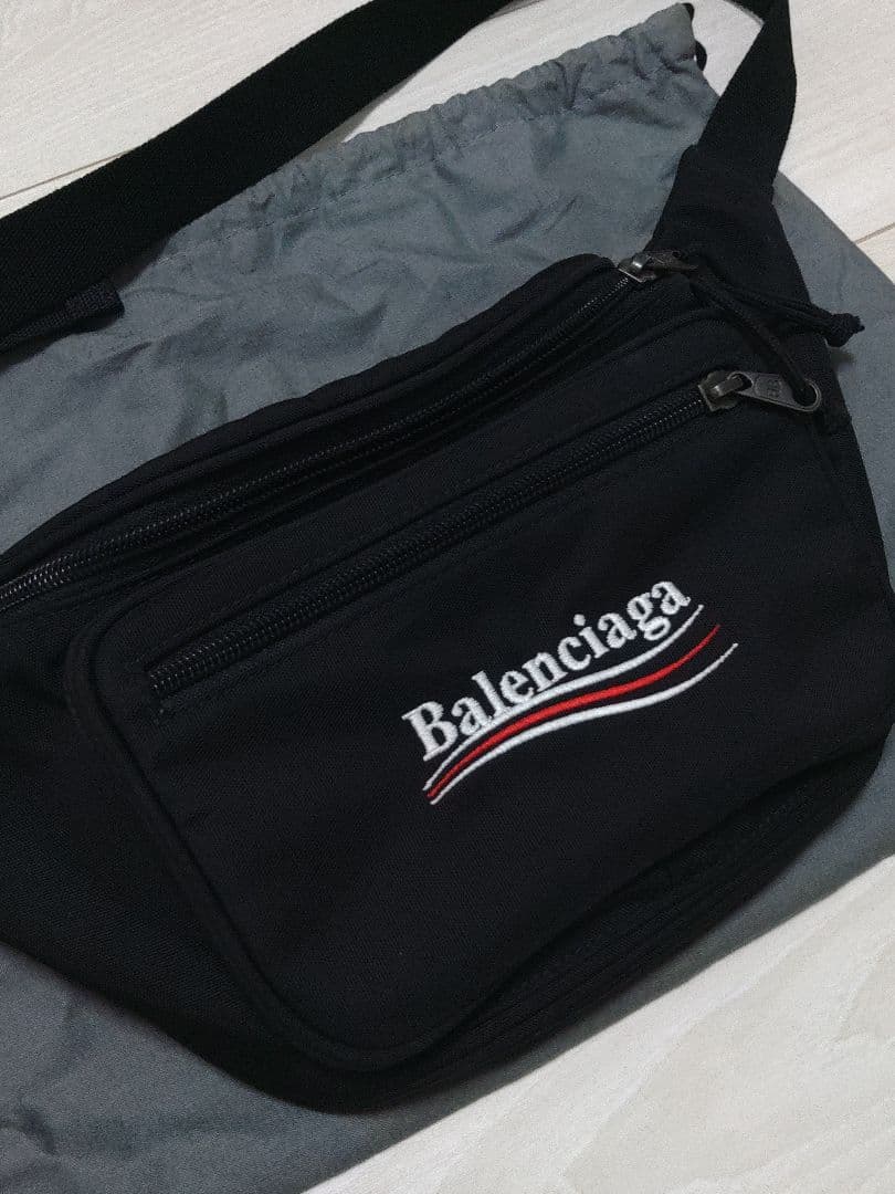 BALENCIAGA　メッセンジャーバッグ　[正規品イタリア製]