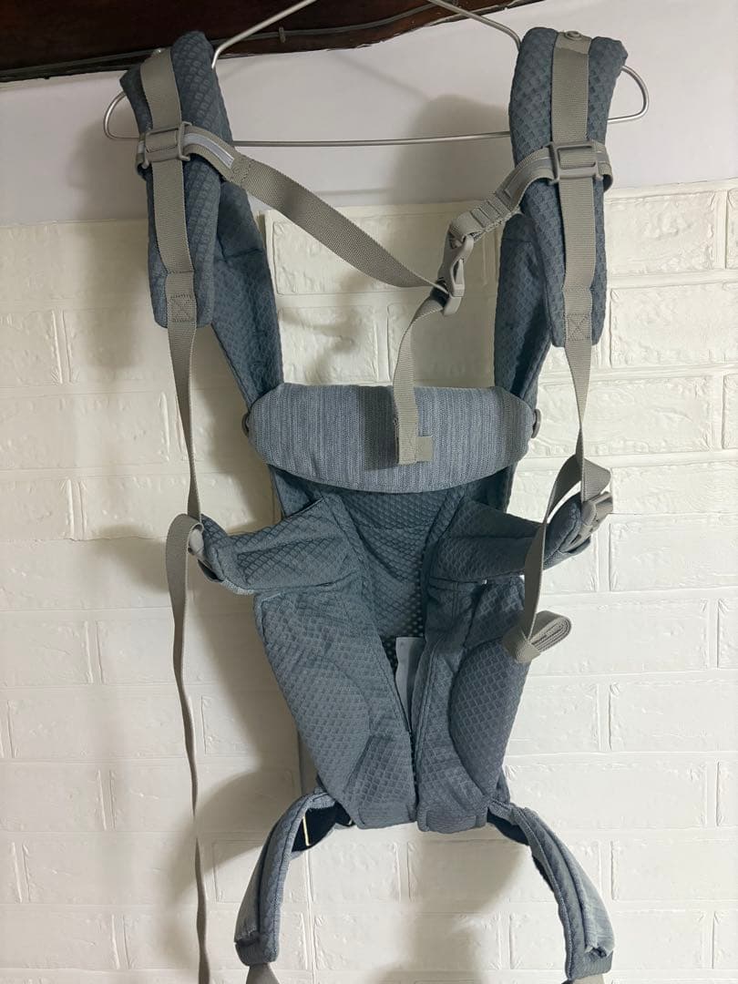 ergobaby OMNI breeze 抱っこひも【美品】ポーチ付き