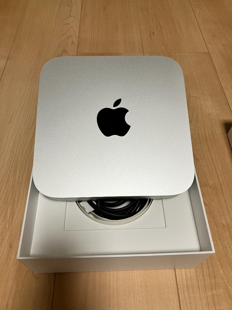 M1 Mac mini SSD512GB 8GBメモリ