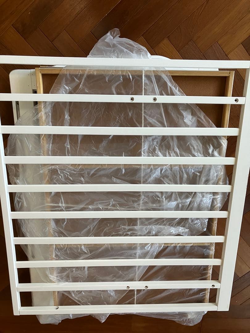 ホワイト木製ベビーベッド KATOJI キャスター付き