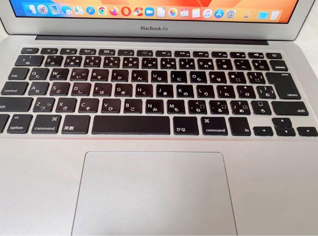 美品　MacBook Air13インチ