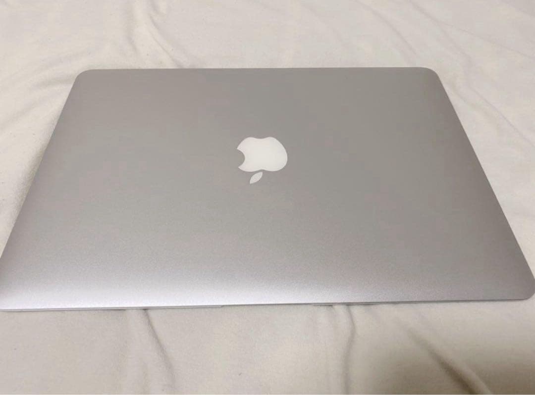 美品　MacBook Air13インチ