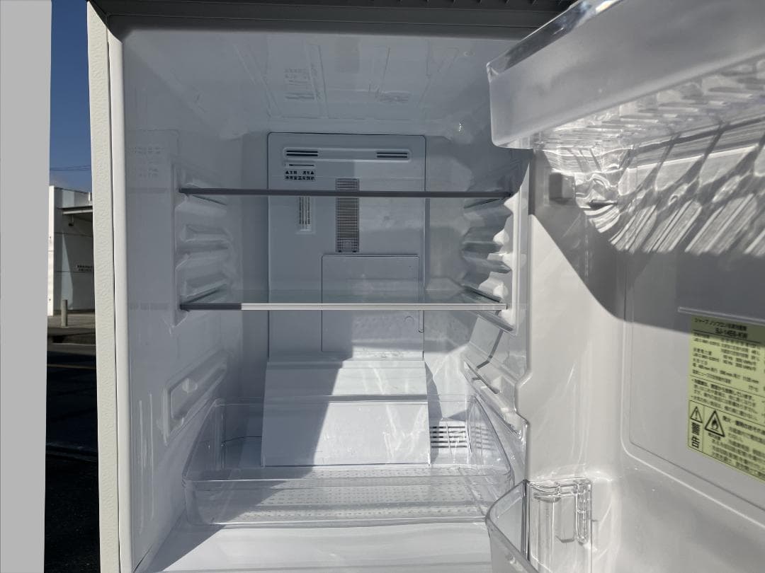 愛知岐阜/送料込★シャープ 137L冷凍冷蔵庫 SJ-14E6-KW 2019年