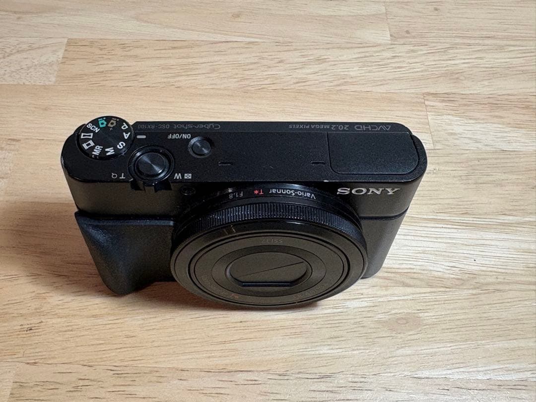 Sony DSC-RX100 初代後期 本体 + バッテリー1個 ジャンク扱い