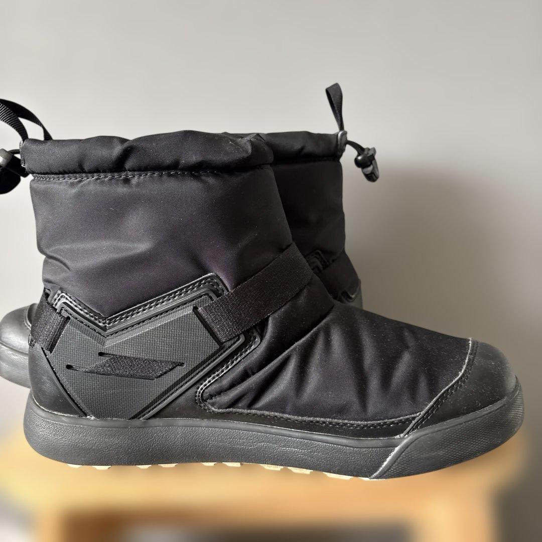 KEEN フッドロメオ　防水スノーブーツ　24.5