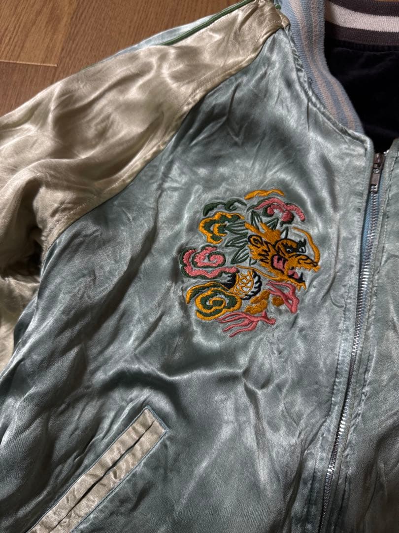 雰囲気抜群 AVIREX リバーシブル 別珍 サテン スカジャン ブラック M