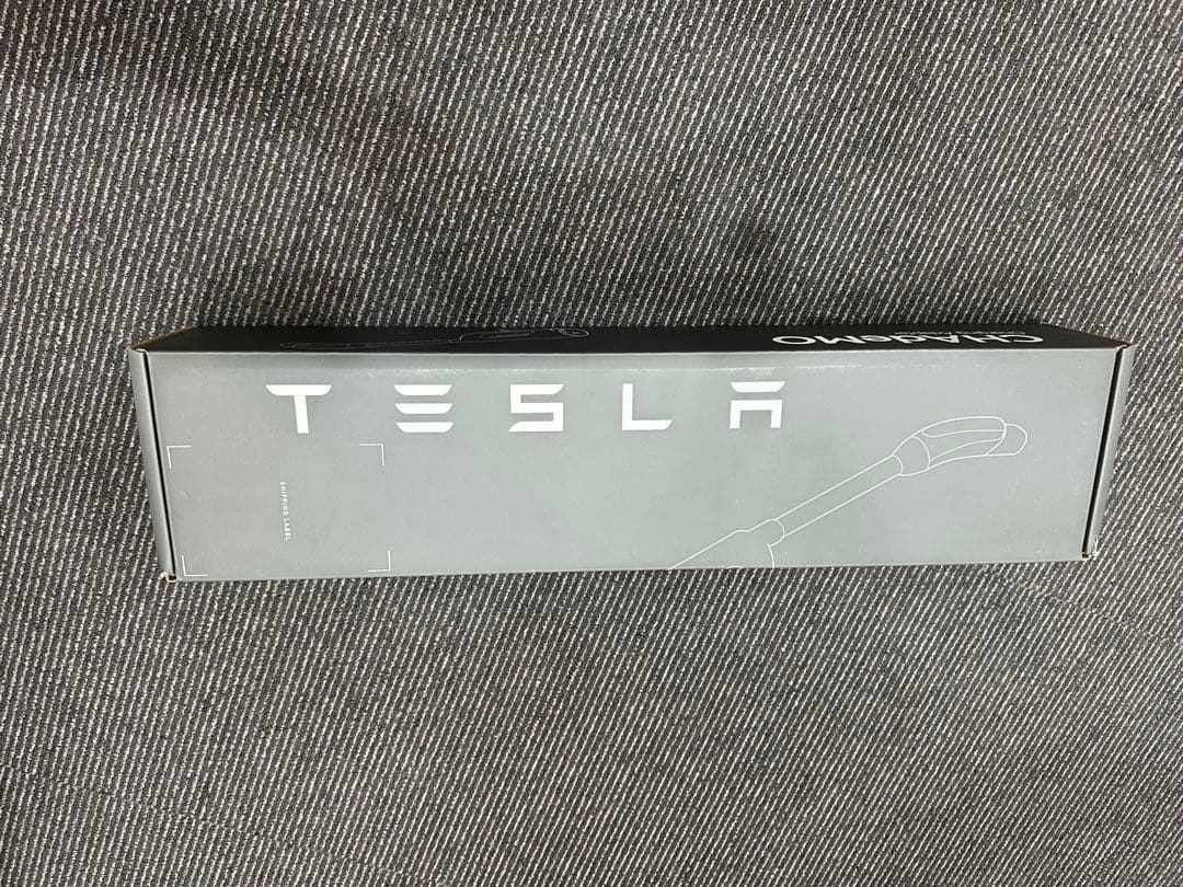 (純正)Tesla チャデモアダプター　テスラ　チャデモ充電器