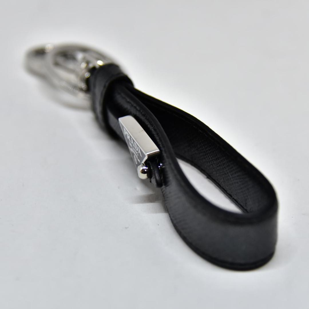 鑑定済 プラダ PRADA キーリング 三角ロゴ サフィアーノ 2PP68T