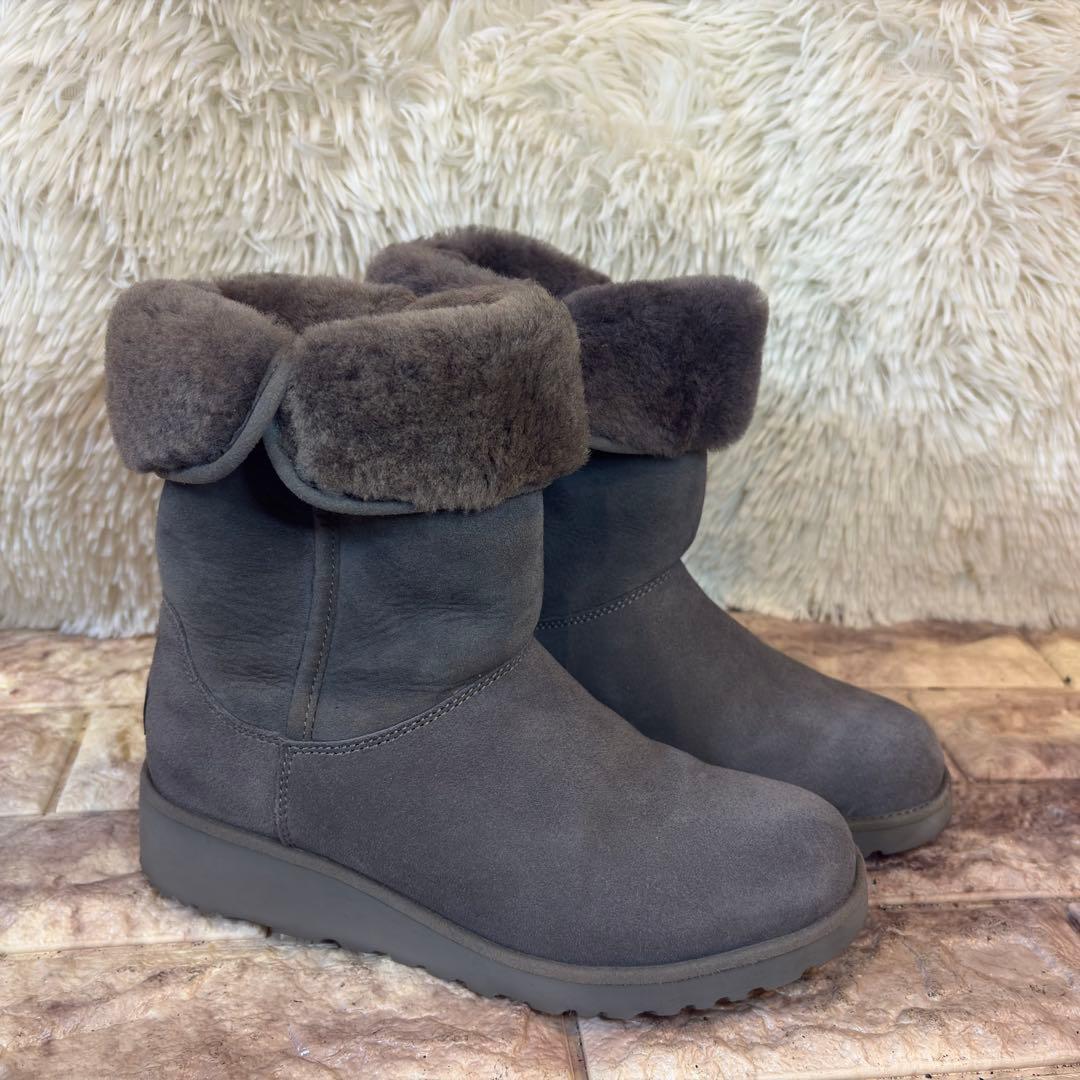 未使用級　UGG Amie　1013428 24.5cm ムートンブーツ